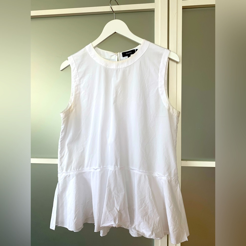 Theory white cotton sleeveless blouse with low peplum. Size L.